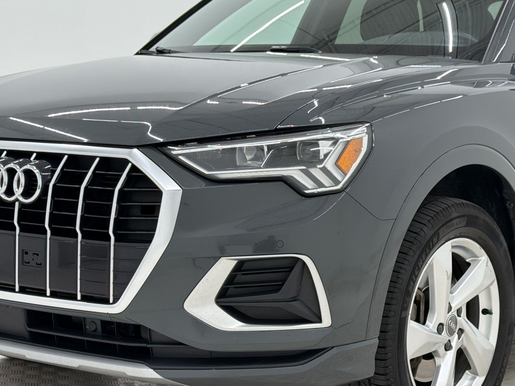 Used 2019 Audi Q3 2.0T Premium Plus AWD/4WD image 11