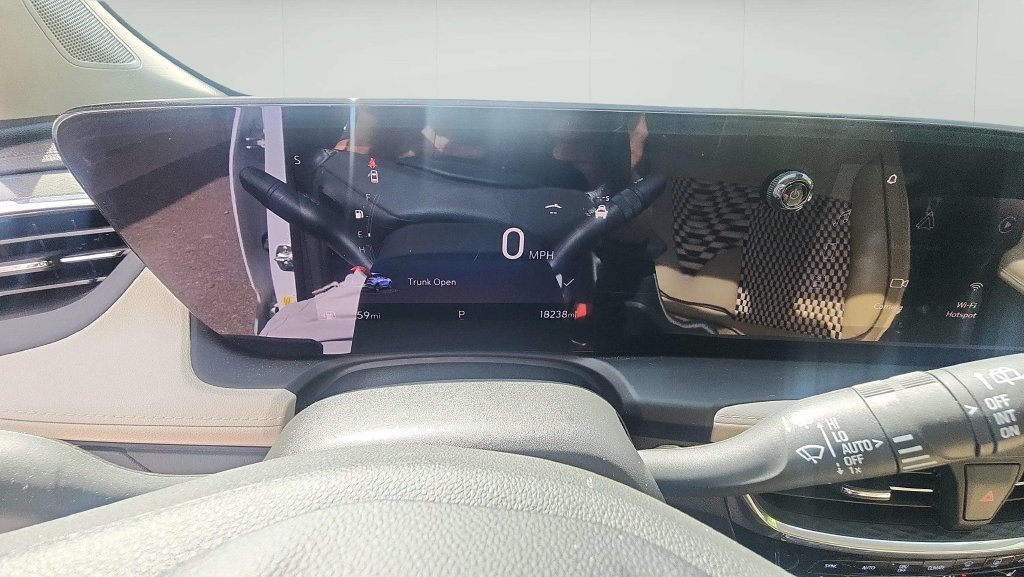 Used 2024 Buick Encore GX Avenir w/ Avenir Technology Package AWD/4WD image 14