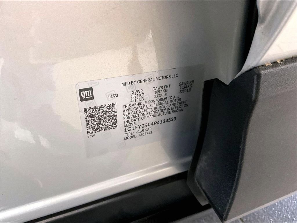 Used 2023 Chevrolet Bolt EUV LT w/ Convenience Package FWD image 34