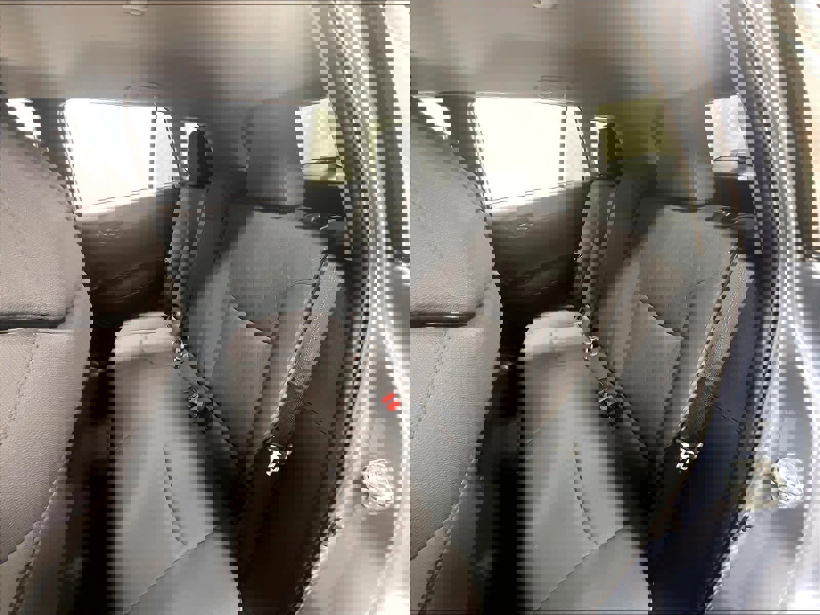 Used 2024 Toyota Corolla Cross LE image 15