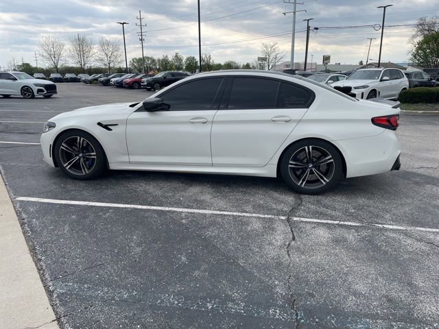 Used 2018 BMW M5 image 5