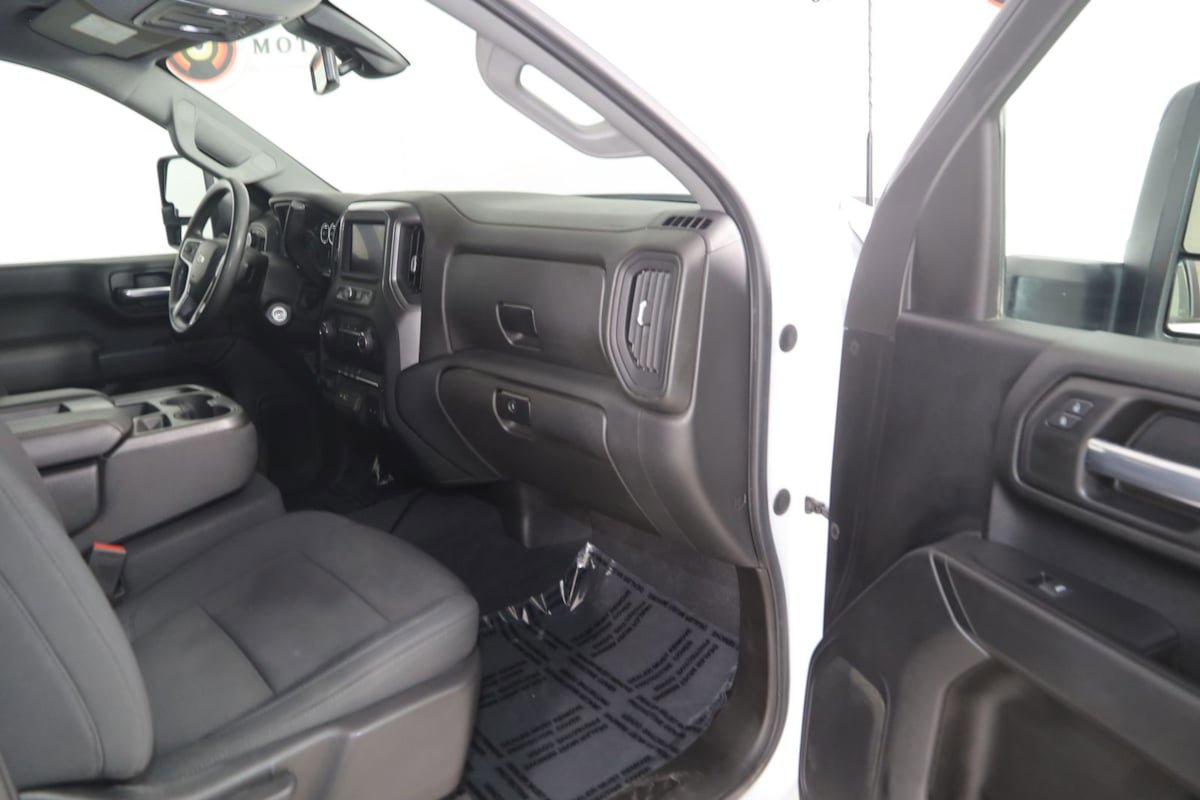Used 2021 Chevrolet Silverado 2500 Custom w/ Custom Value Package AWD/4WD image 36