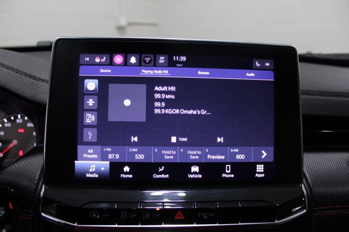 Used 2022 Jeep Compass Trailhawk w/ Trailhawk Convenience Group image 2