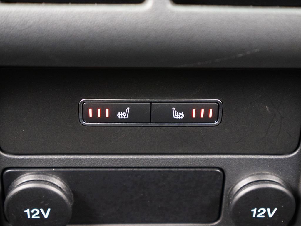 Used 2017 Jaguar XF Premium image 35