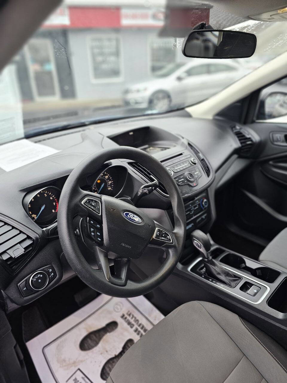 Used 2018 Ford Escape S image 14