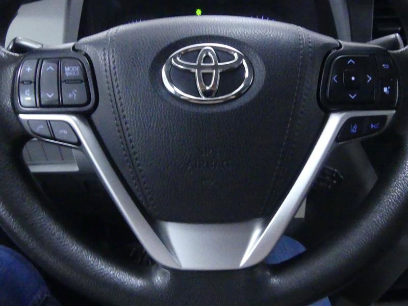 Used 2020 Toyota Sienna L FWD image 14