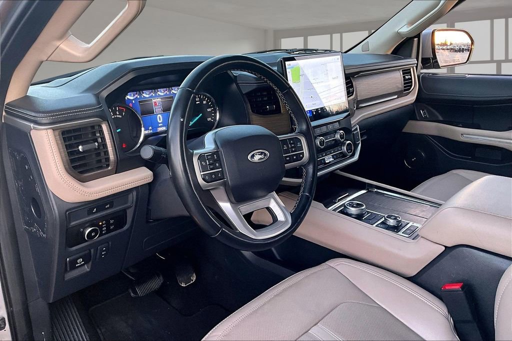Used 2024 Ford Expedition Max Limited image 16