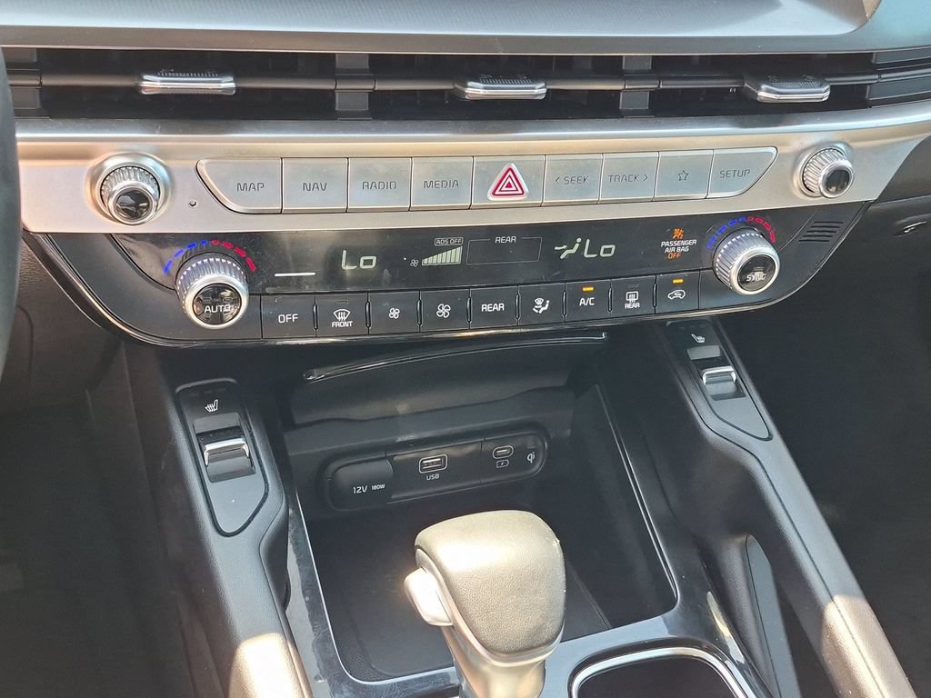 Used 2025 Kia Telluride S FWD image 26