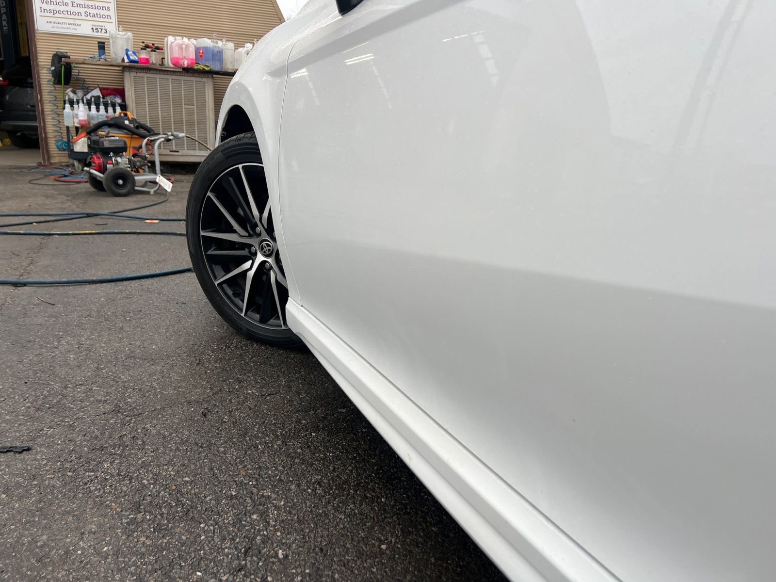 Used 2021 Toyota Camry SE w/ Cold Weather Package image 30