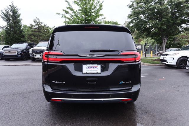 Used 2022 Chrysler Pacifica Touring-L w/ Uconnect Theater Family Group FWD image 10