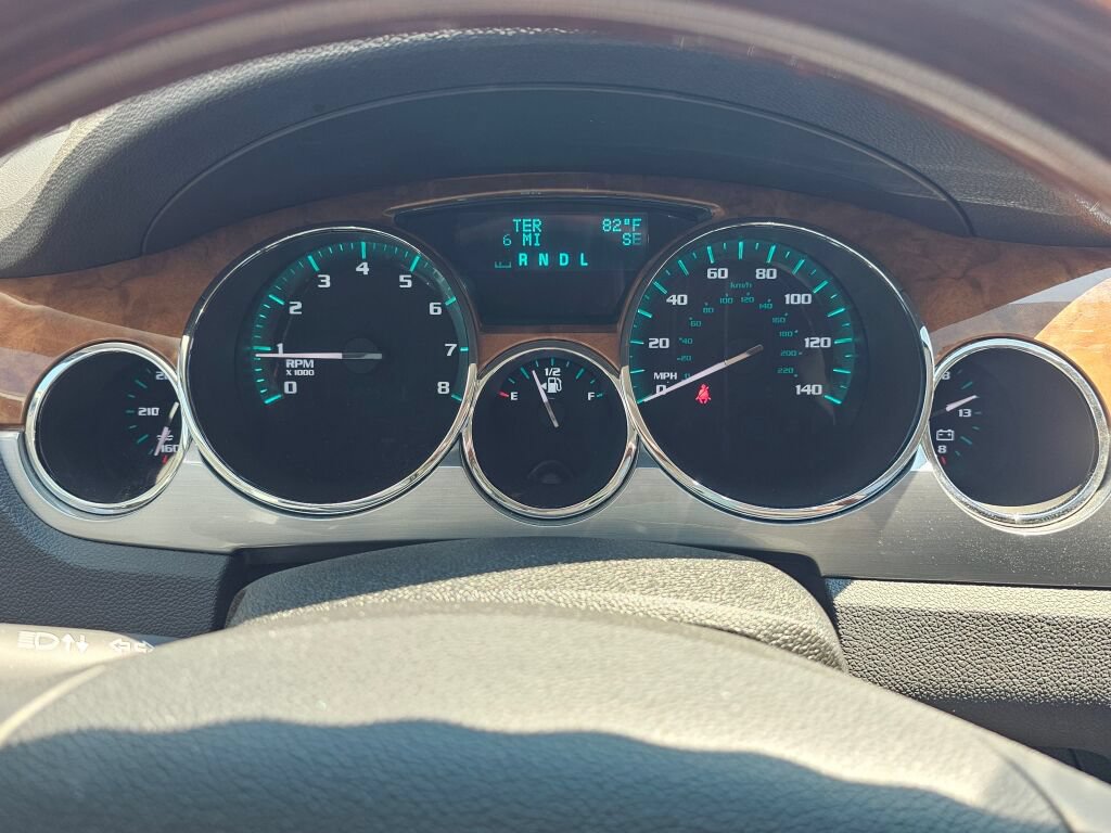 Used 2012 Buick Enclave Leather AWD/4WD image 21