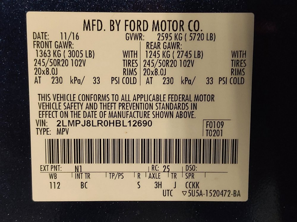 Used 2017 Lincoln MKX Reserve w/ Driver Assistance Package image 33