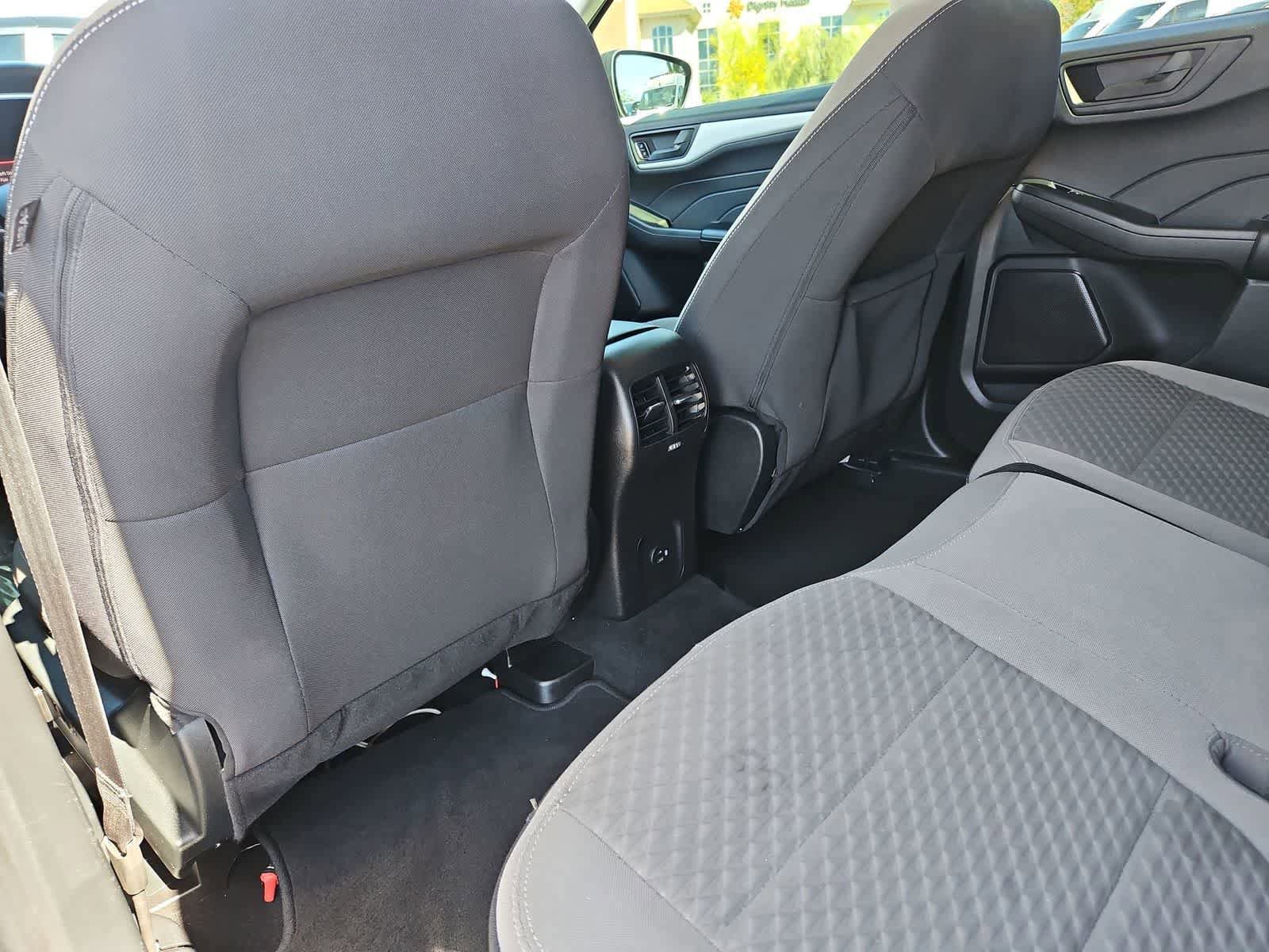 Used 2022 Ford Escape SE w/ Convenience Package FWD image 22