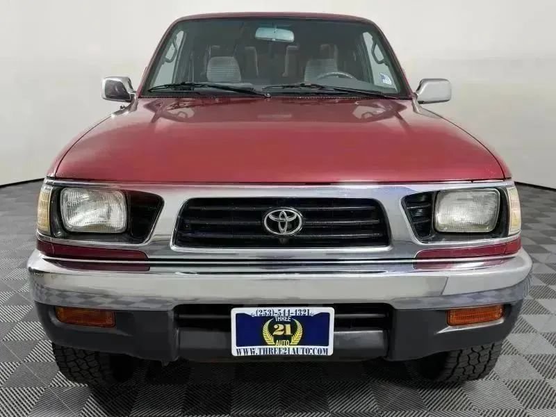 Used 1997 Toyota Tacoma SR5 w/ PWR Pkg AWD/4WD image 3