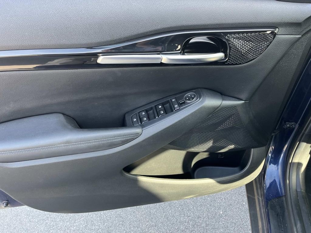 Used 2022 Kia Seltos Nightfall Edition image 26