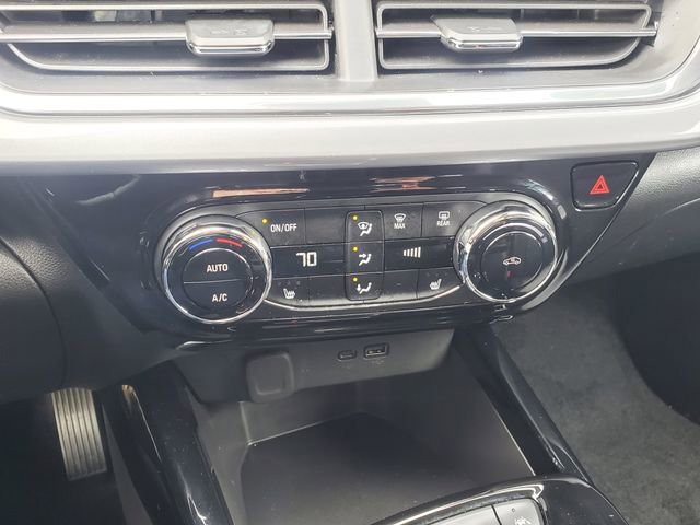 Certified 2024 Chevrolet Trax LT w/ Driver Confidence Package image 30