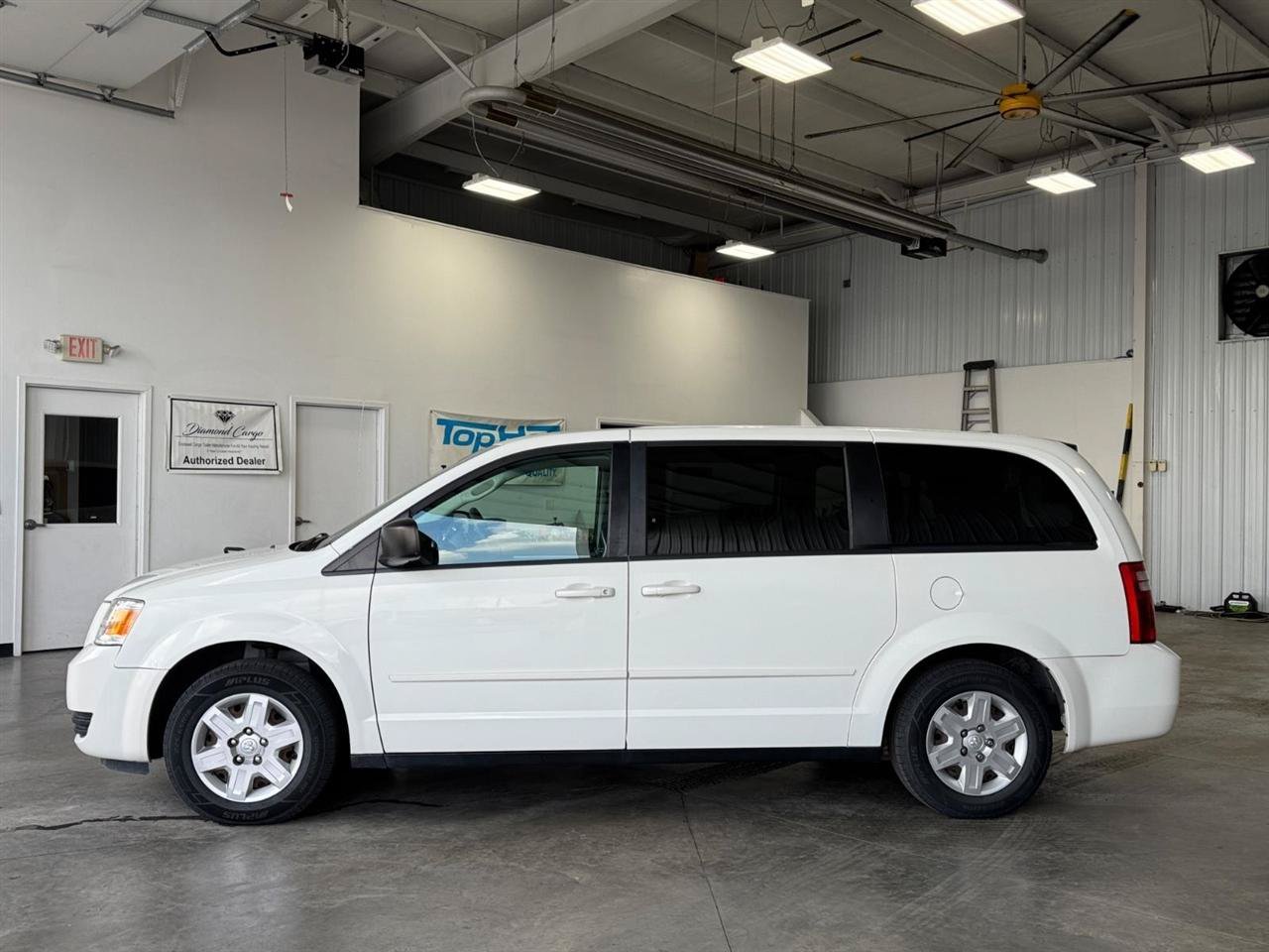 Used 2009 Dodge Grand Caravan SE w/ Climate Group FWD image 26