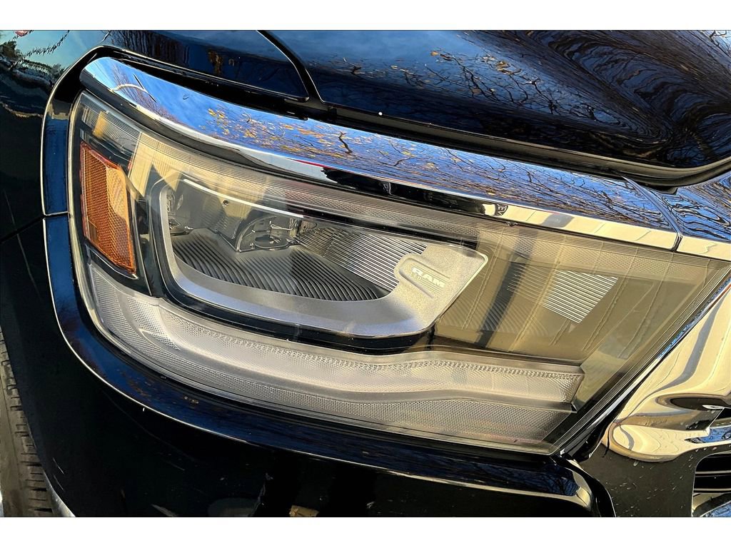 Used 2019 RAM 1500 Big Horn image 32