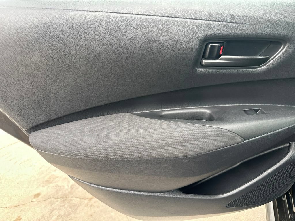 Used 2023 Toyota Corolla LE FWD image 19