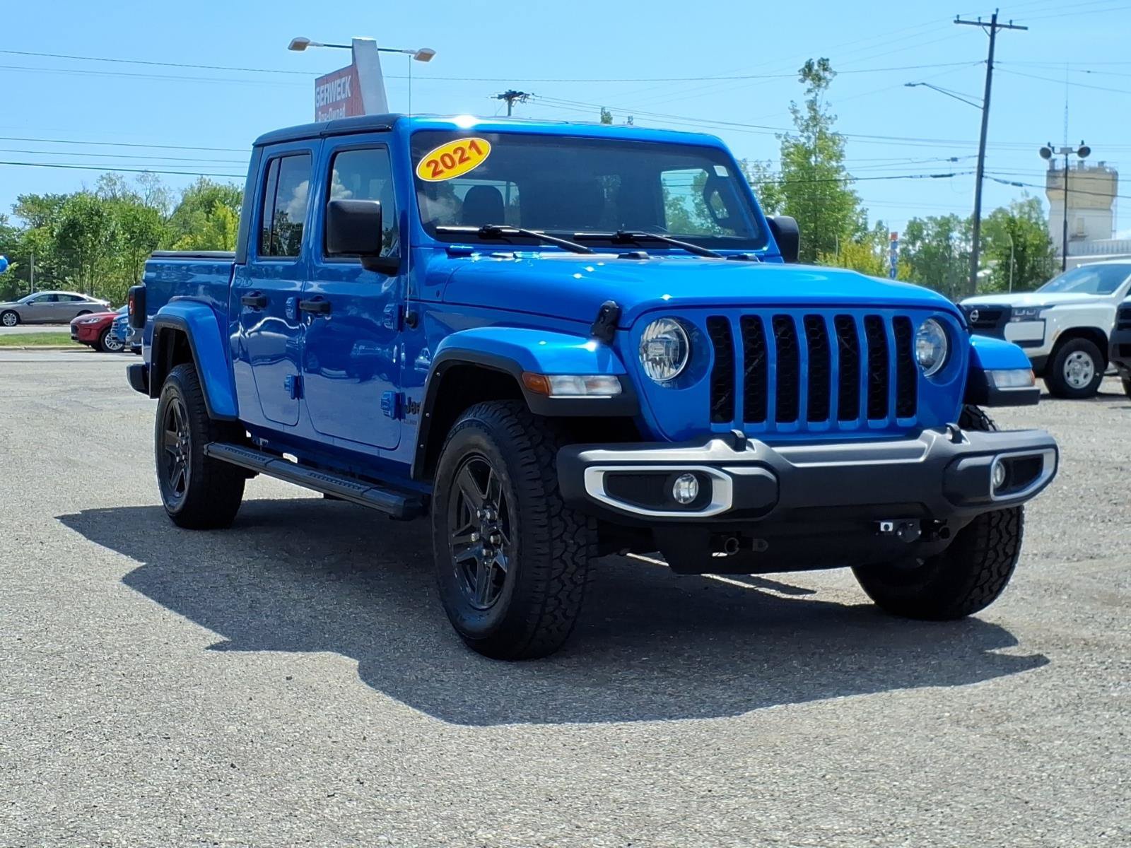Used 2021 Jeep Gladiator Sport AWD/4WD image 3