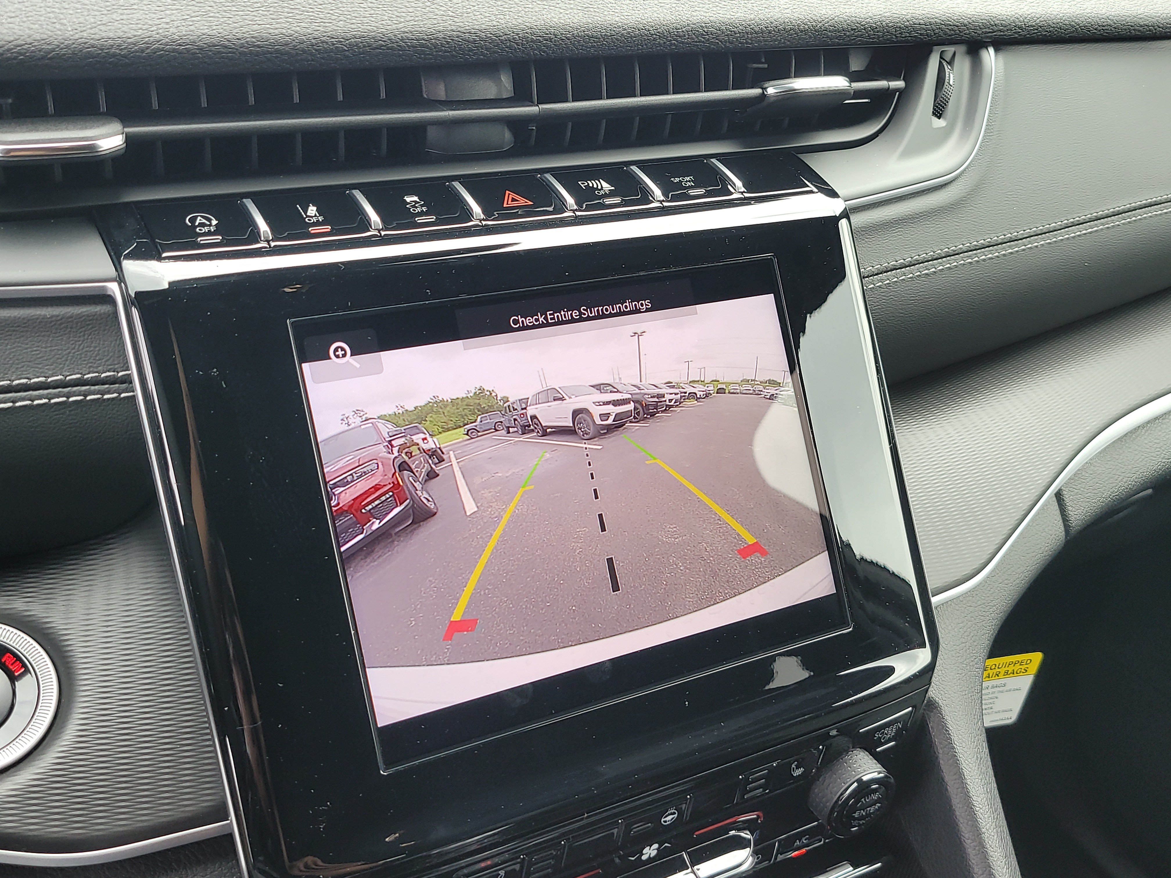 New 2025 Jeep Grand Cherokee Altitude RWD image 18