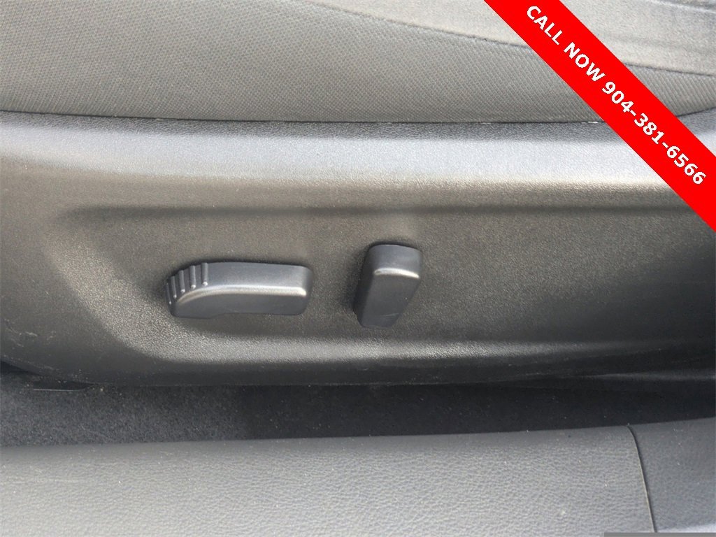 Used 2024 Nissan Altima 2.5 SV image 19