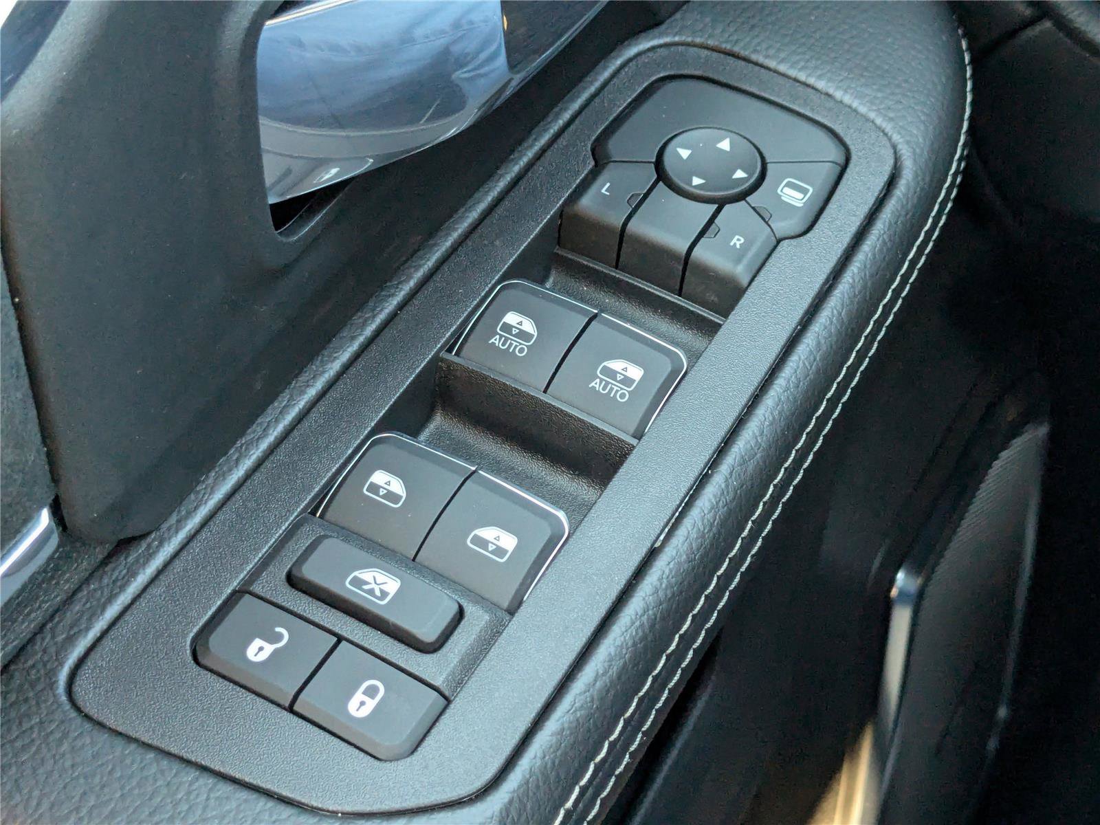 New 2026 RAM 4500 4x4 Crew Cab DRW image 23