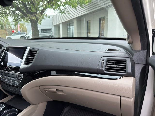 Used 2016 Honda Pilot Elite image 7