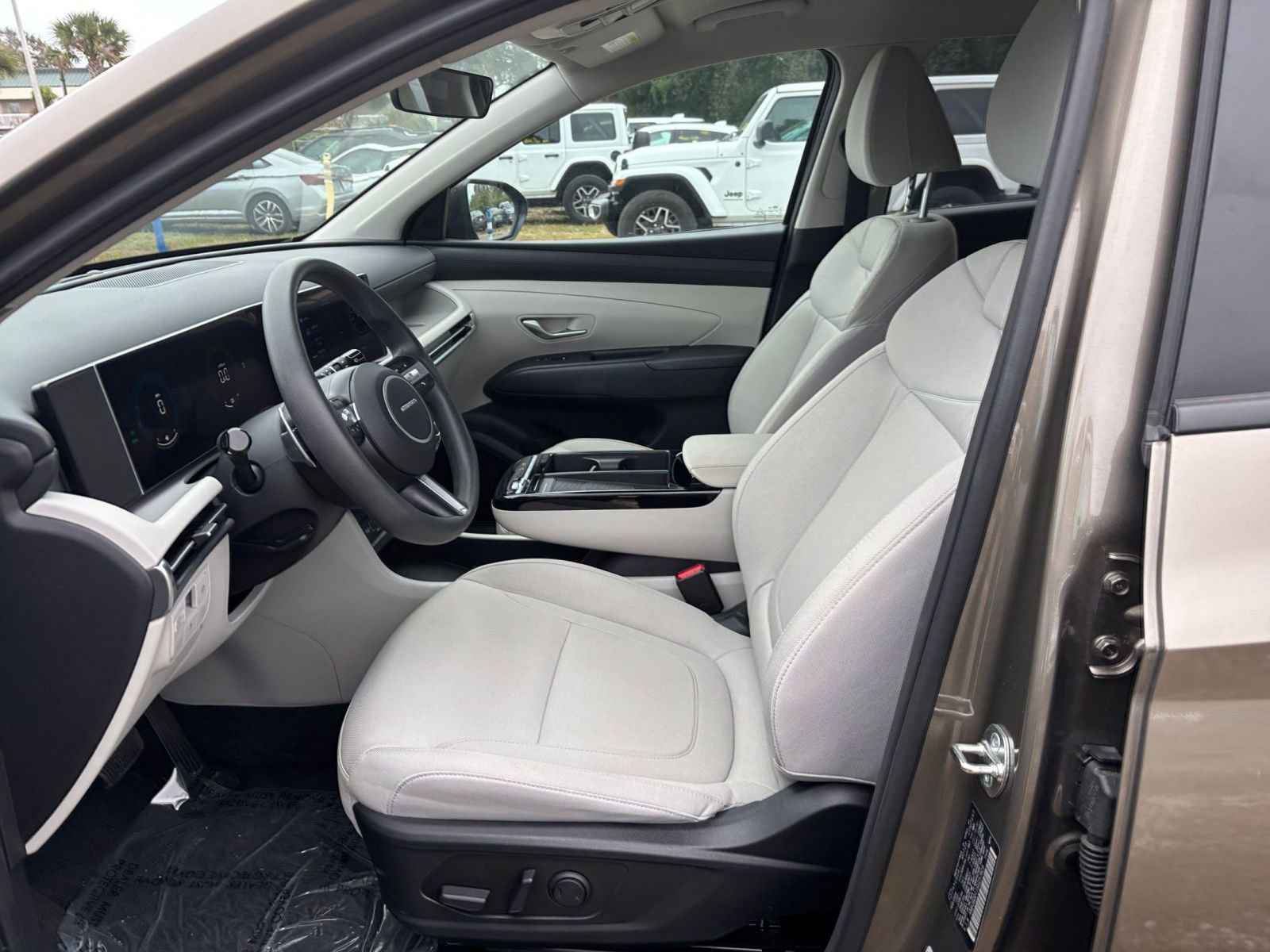 Used 2025 Hyundai Tucson Blue image 27