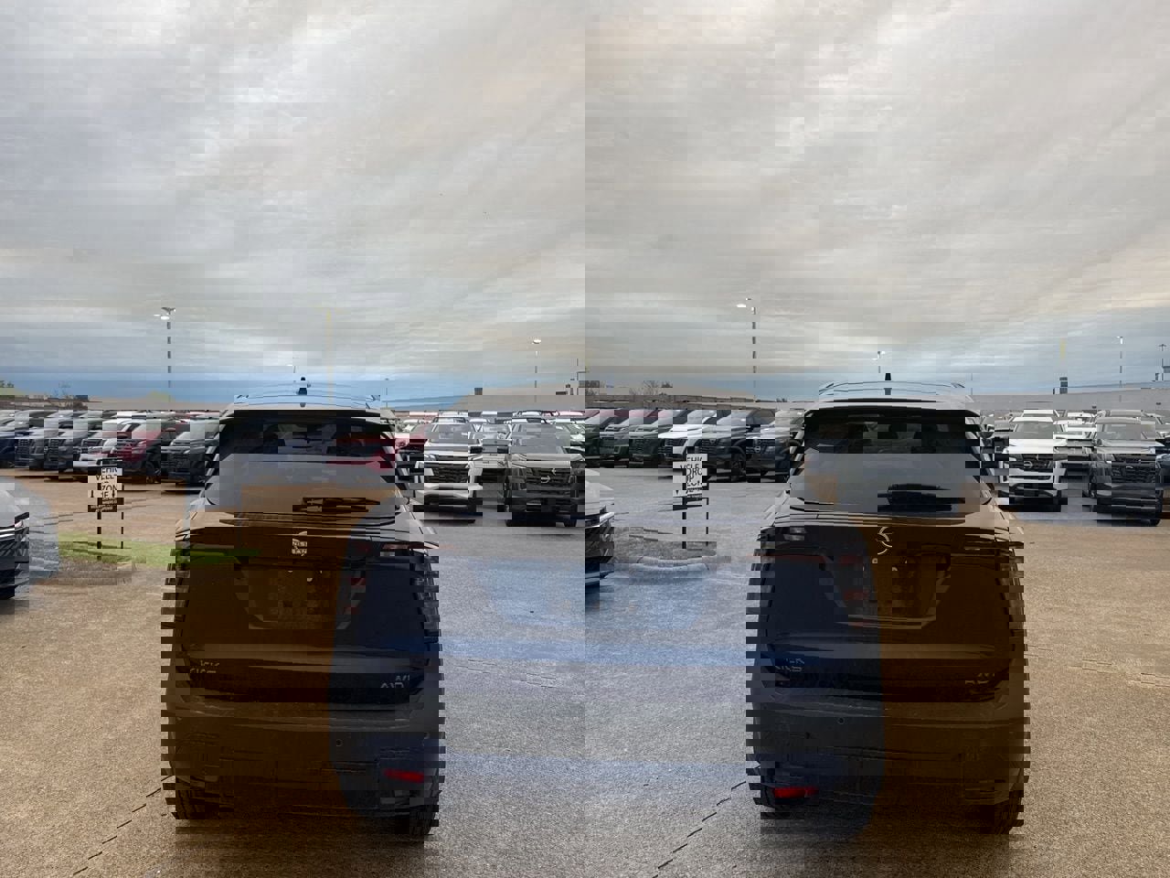 Certified 2025 Nissan Kicks SV image 14