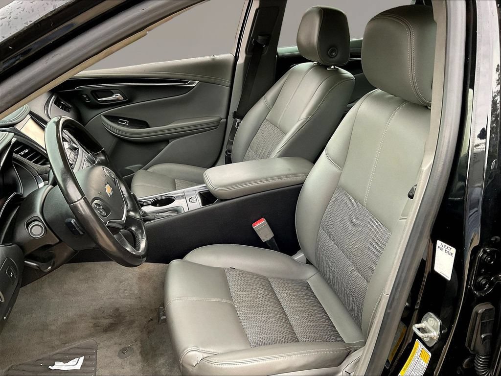 Used 2018 Chevrolet Impala LT FWD image 20