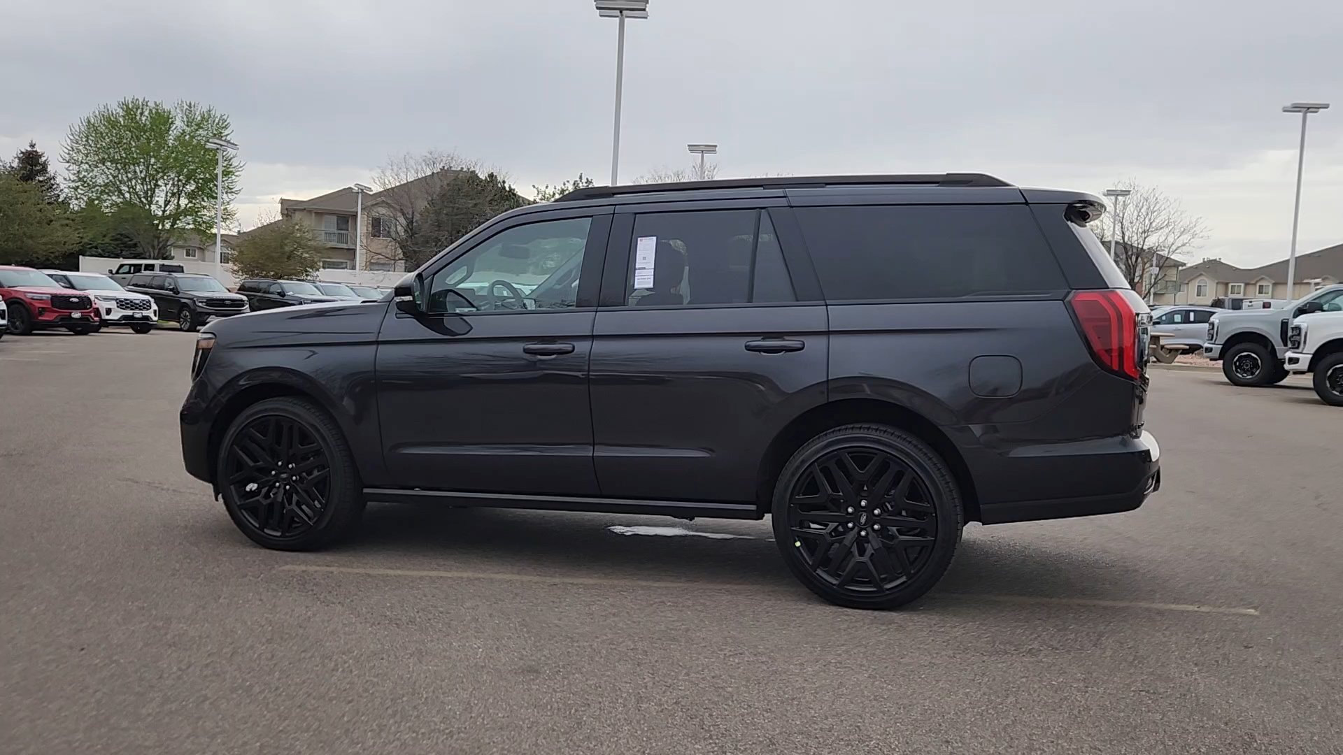 New 2026 Ford Expedition Platinum w/ Stealth Performance Package AWD/4WD image 22