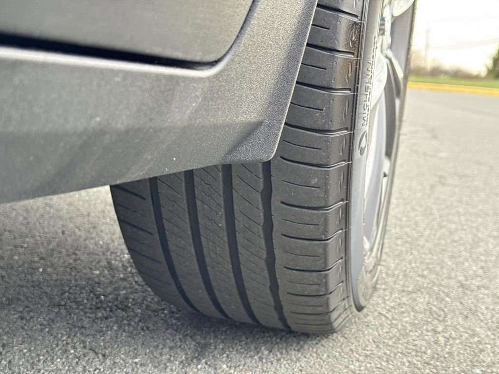 Used 2024 Cadillac XT5 Premium Luxury image 15