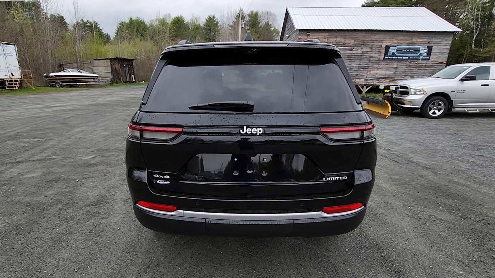 New 2026 Jeep Grand Cherokee Limited w/ Luxury Tech Group II AWD/4WD image 7