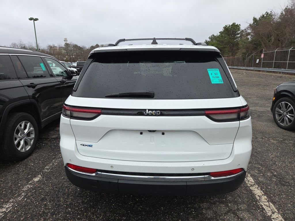 Used 2022 Jeep Grand Cherokee Limited 4xe AWD/4WD image 4