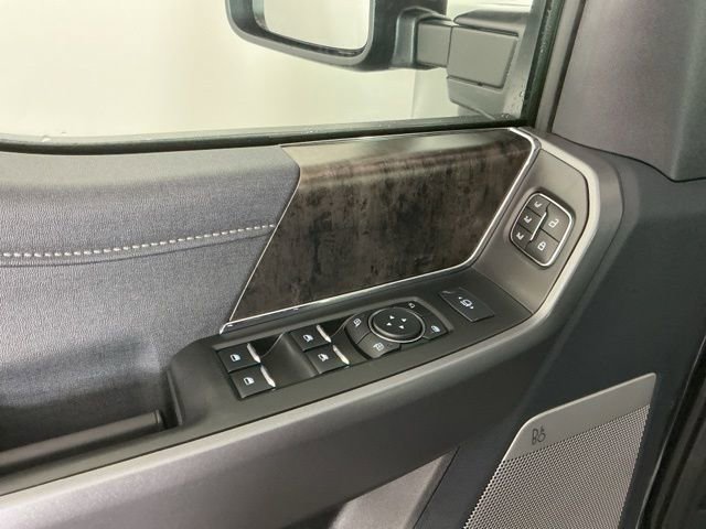 Certified 2025 Ford F350 Lariat w/ FX4 Off-Road Package image 16