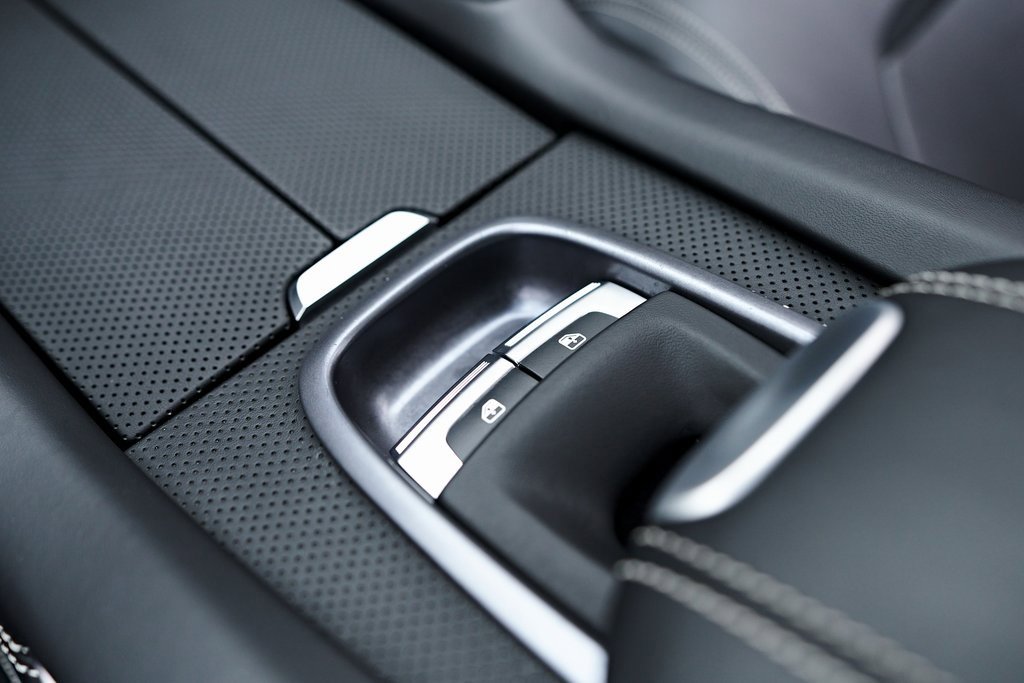 Used 2019 Ferrari GTC4Lusso T image 83