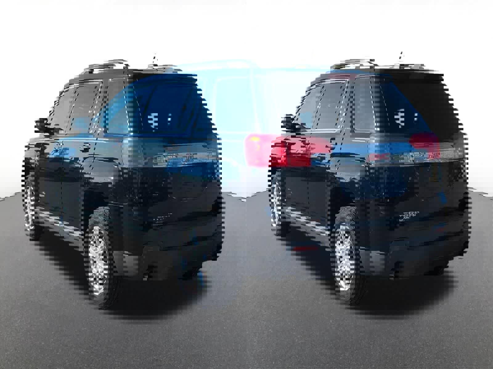 Used 2015 GMC Terrain SLT w/ Open Road Package FWD image 4