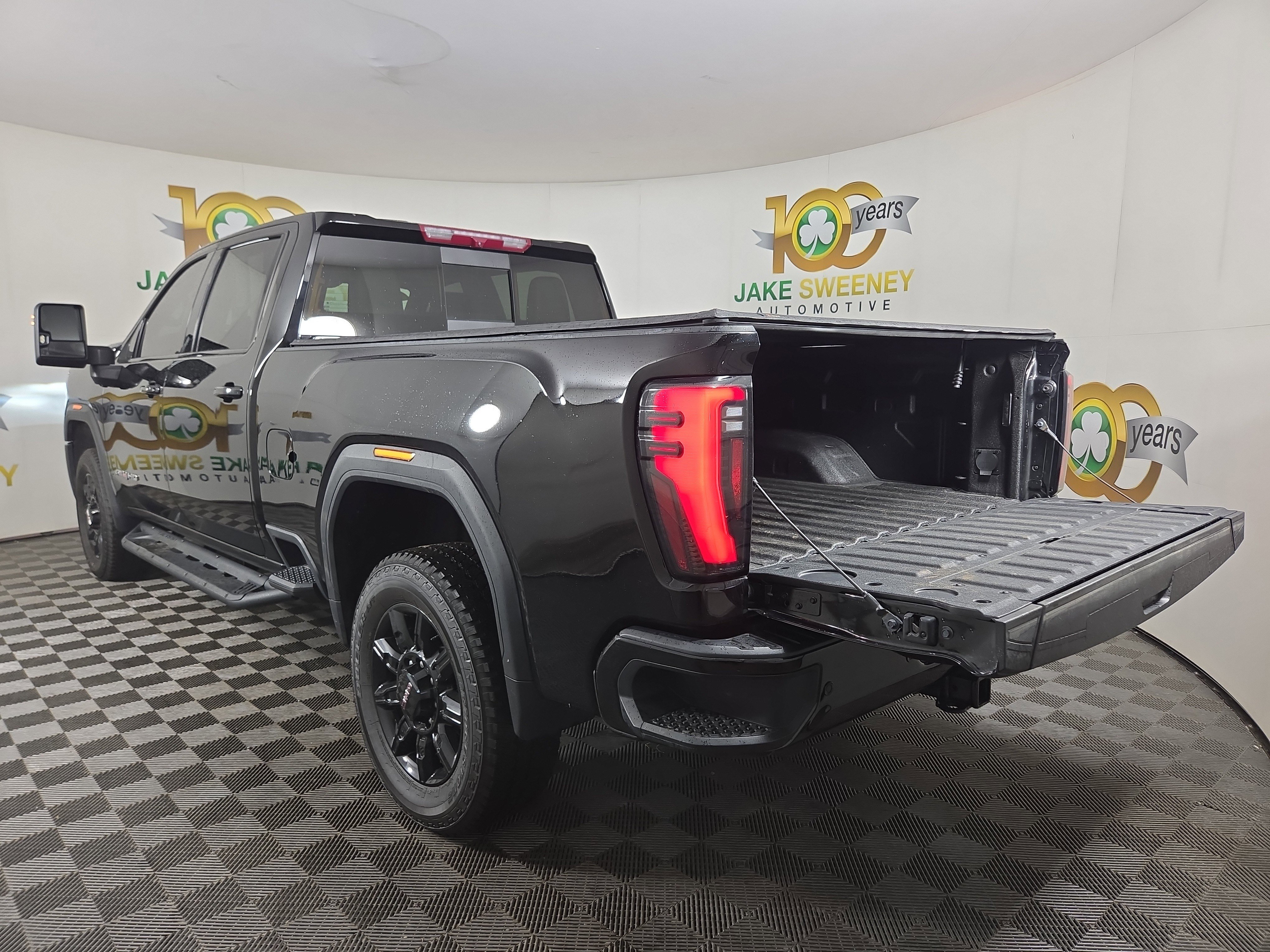 Used 2024 GMC Sierra 2500 AT4 w/ AT4 Preferred Package image 35