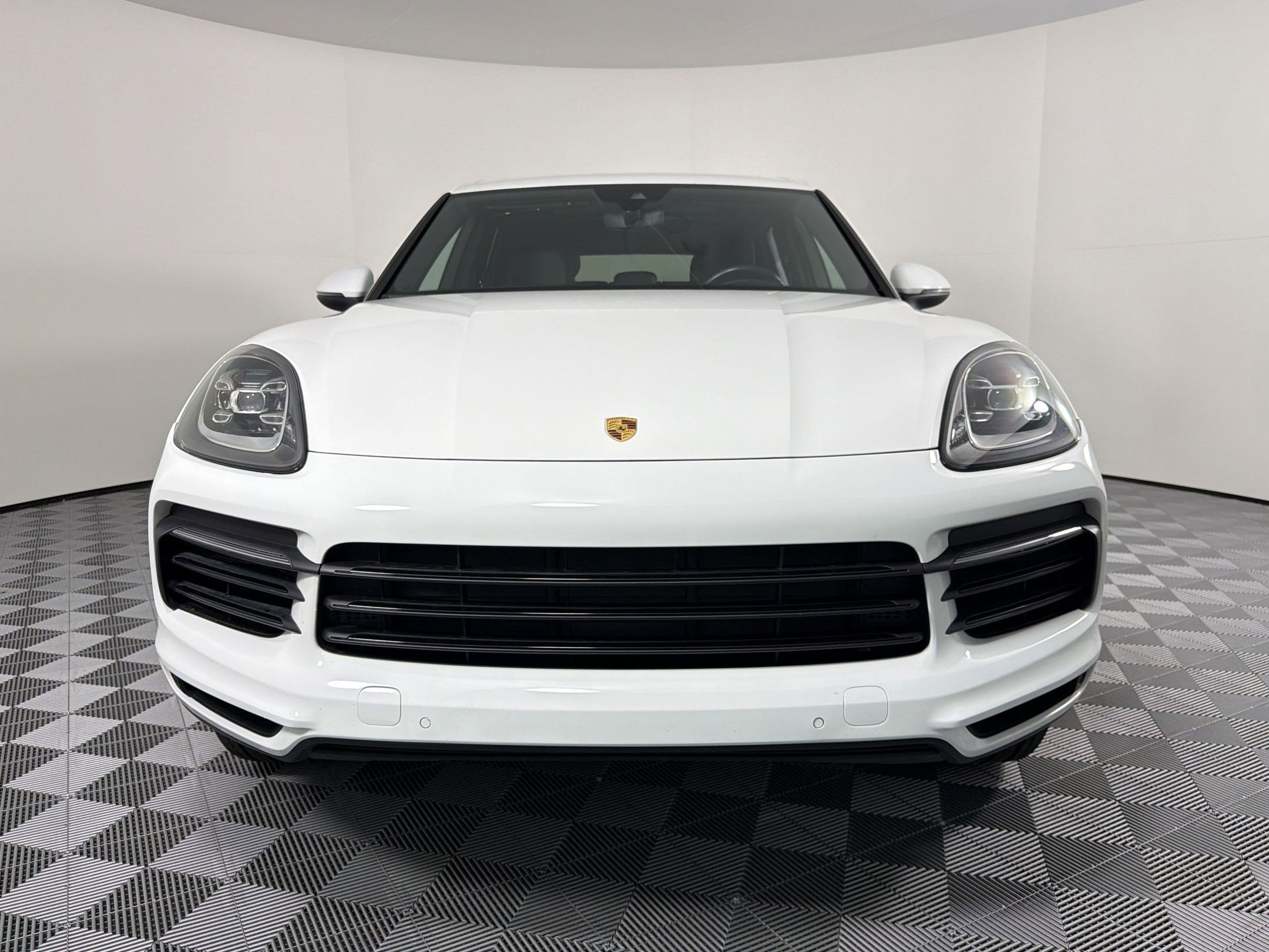 Certified 2019 Porsche Cayenne S image 6