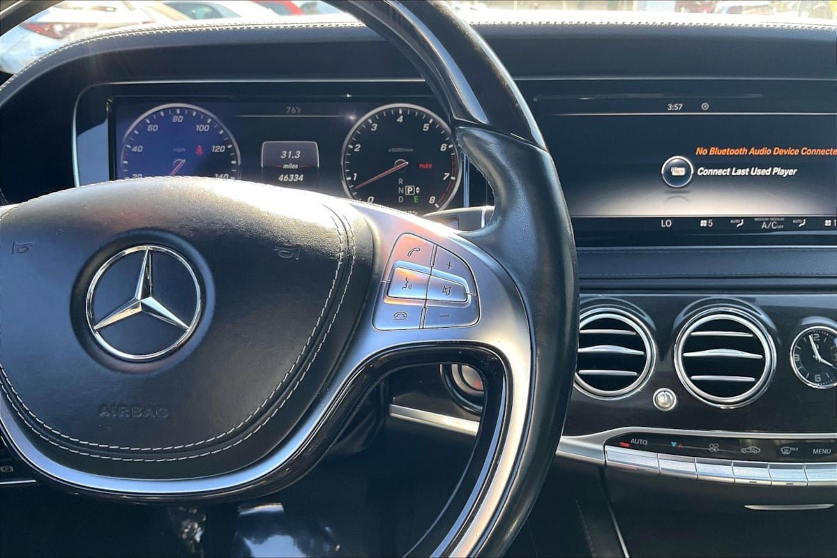 Used 2015 Mercedes-Benz S 550 Sedan image 17