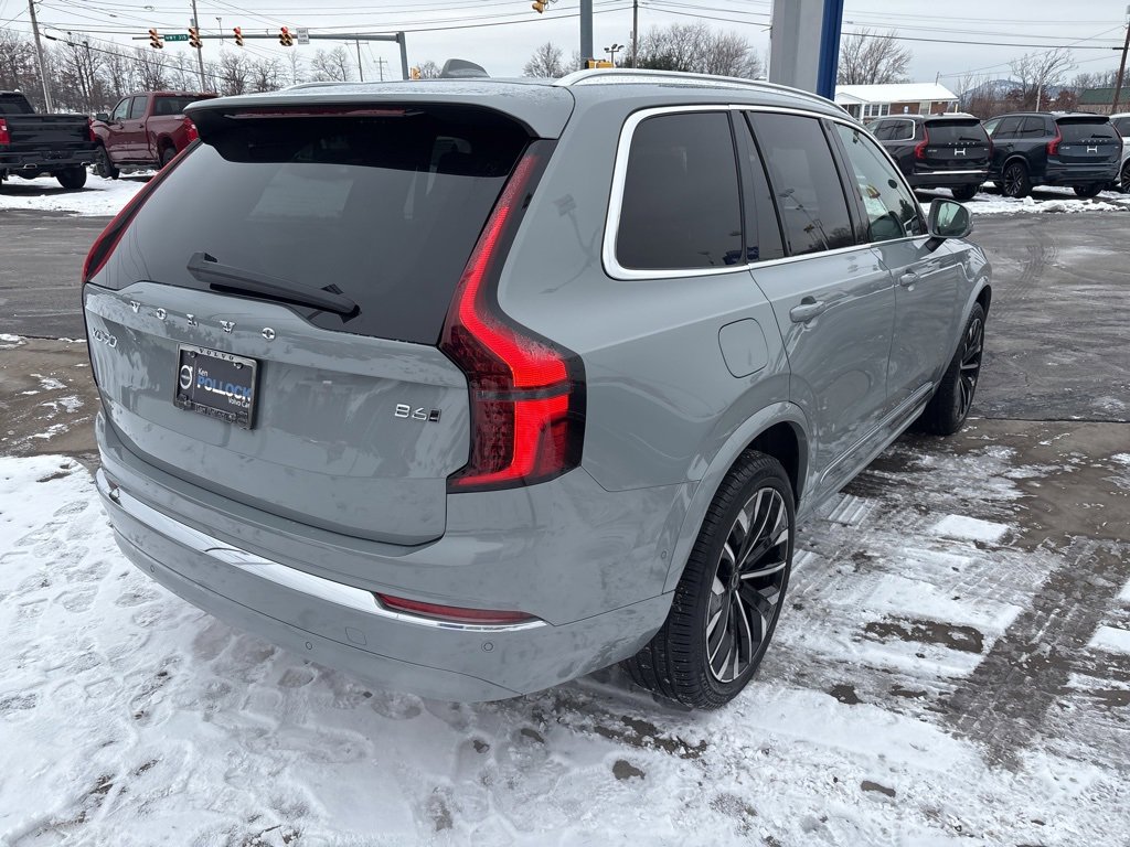 Certified 2025 Volvo XC90 B6 Plus image 5