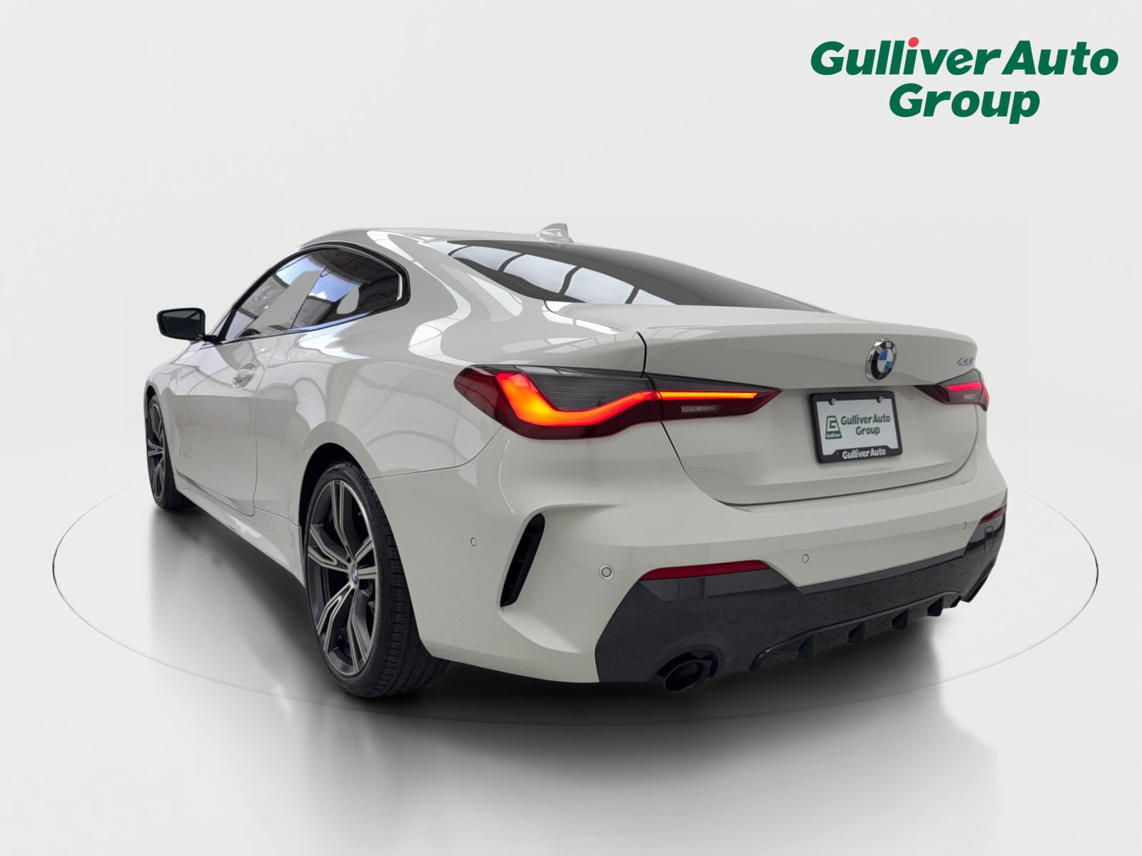 Used 2021 BMW 430i Coupe w/ M Sport Package RWD image 5