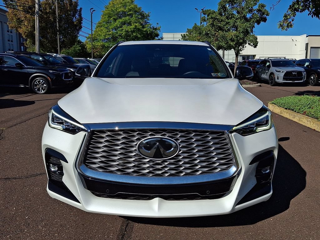 Certified 2024 INFINITI QX55 Essential AWD/4WD image 2