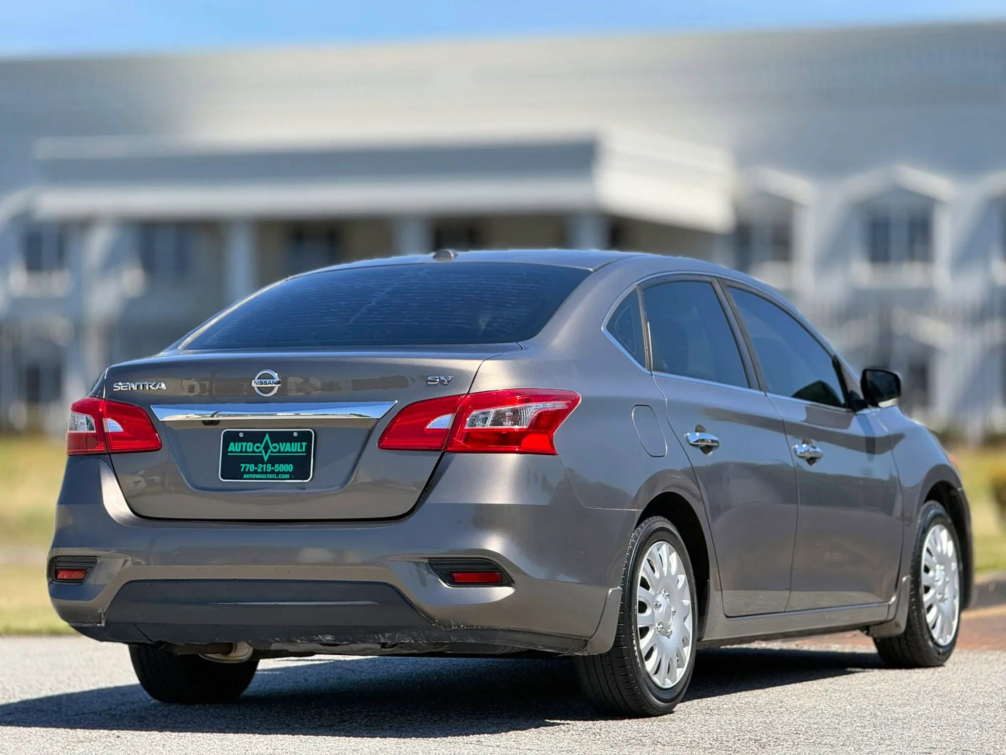 Used 2016 Nissan Sentra SV image 11