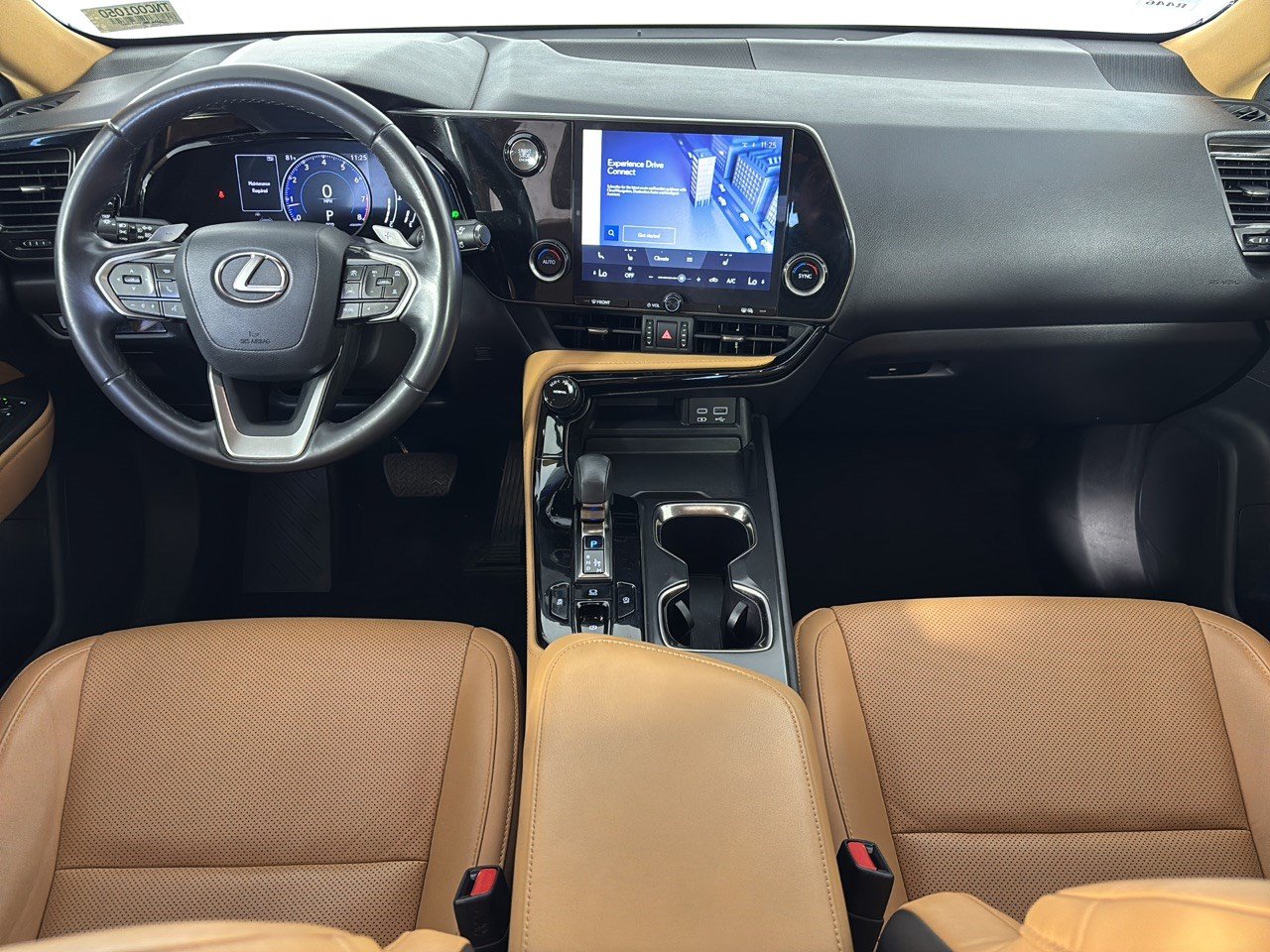 Used 2022 Lexus NX 250 FWD w/ Towing Package (2000 Lbs) image 17