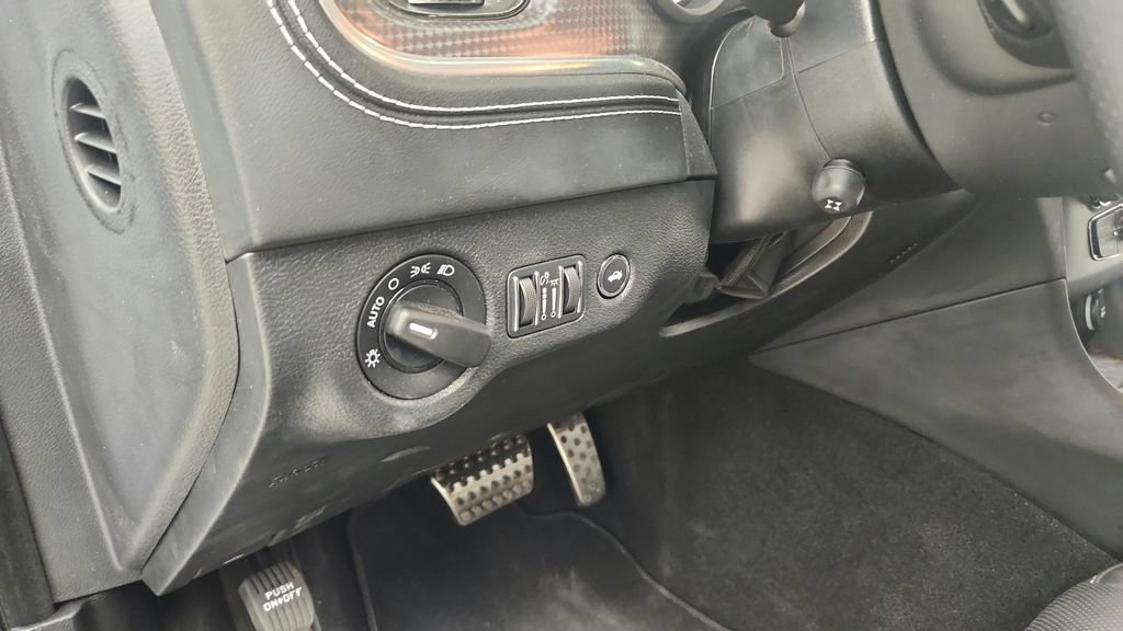 Used 2022 Dodge Charger SRT Hellcat RWD image 46