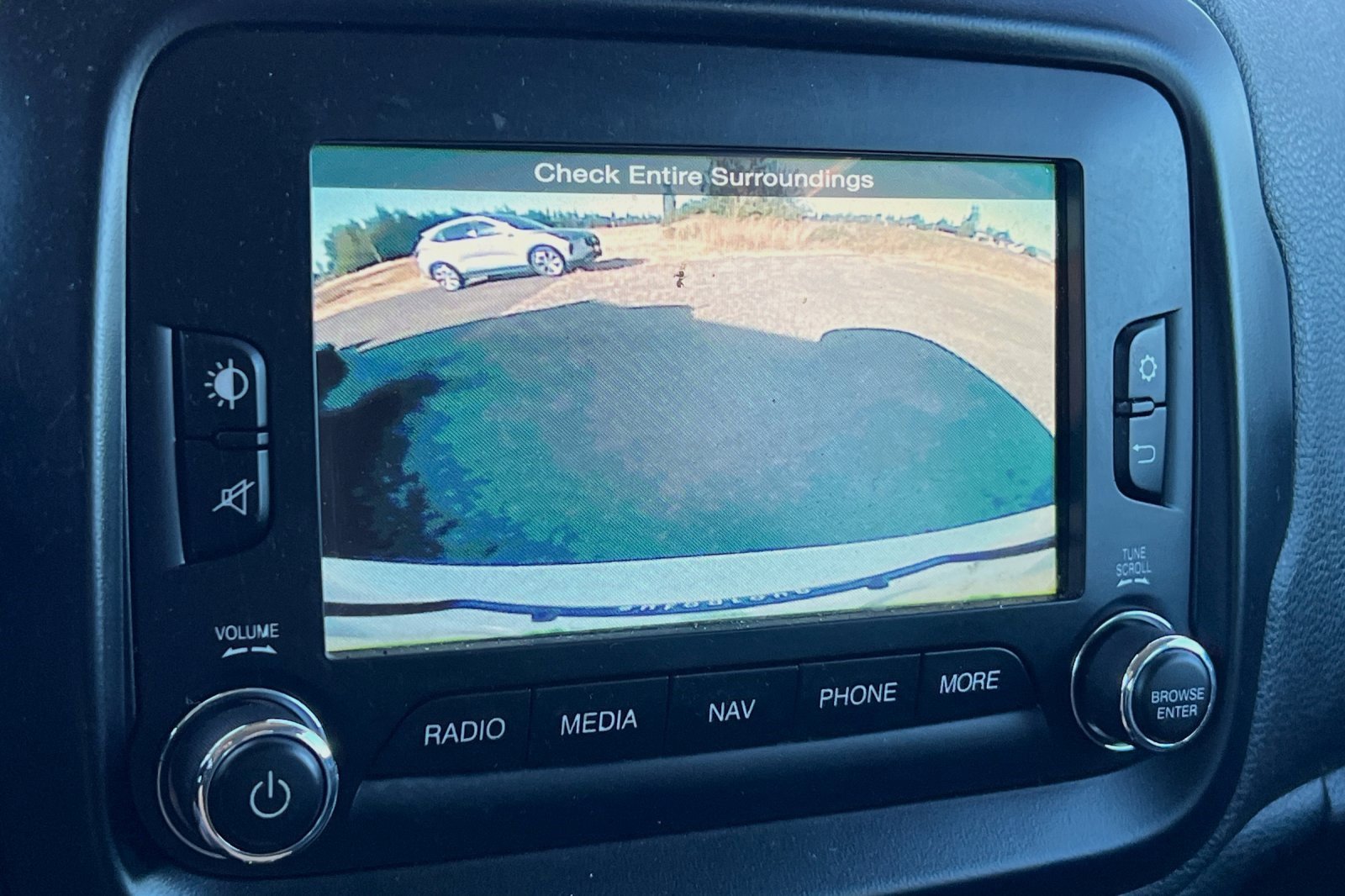 Used 2015 Jeep Renegade Limited image 20