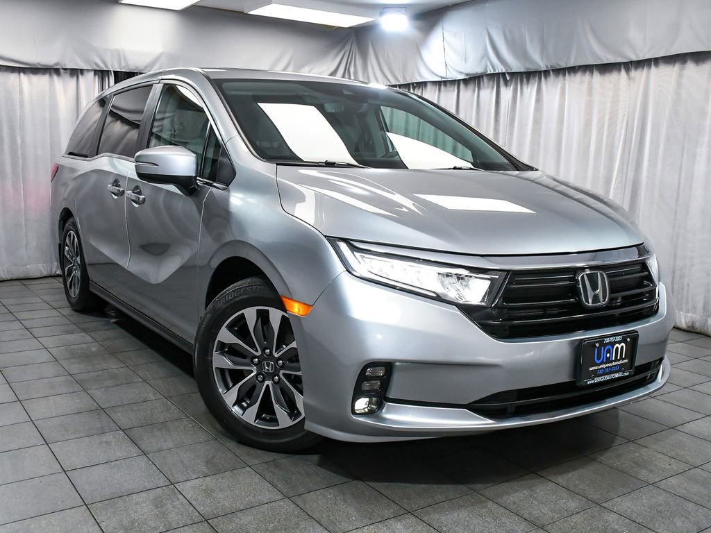 Used 2023 Honda Odyssey EX-L image 3
