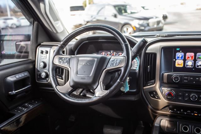 Used 2017 GMC Sierra 3500 Denali w/ Duramax Plus Package image 4